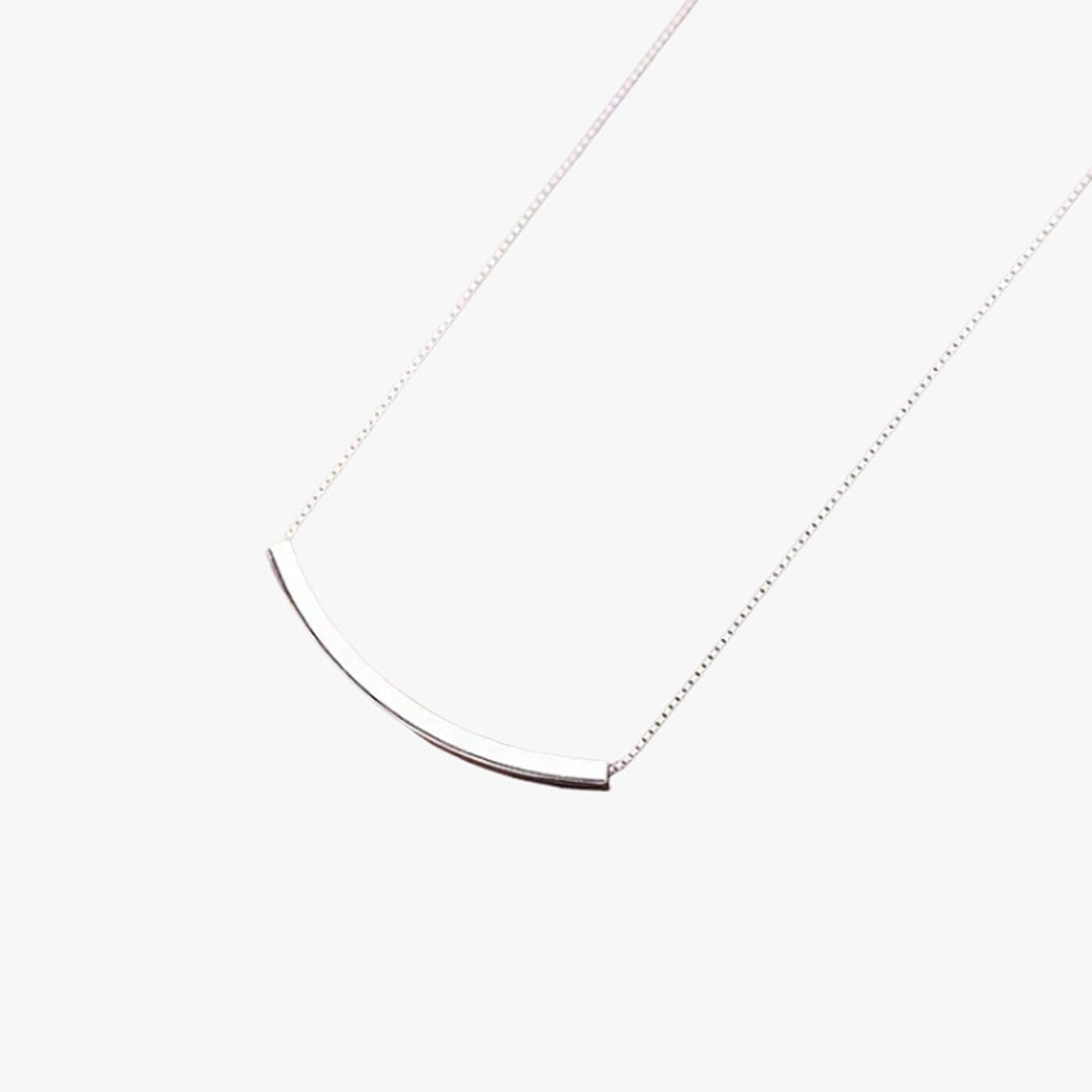 Rilave 925 Sterling Silver Curved Bar Necklace – Minimalist Box Chain